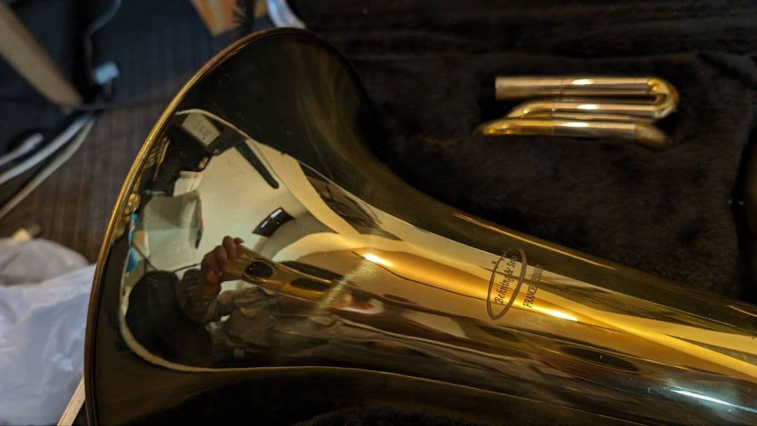 f*i様 トラベル　チューバ（管楽器調律済み）