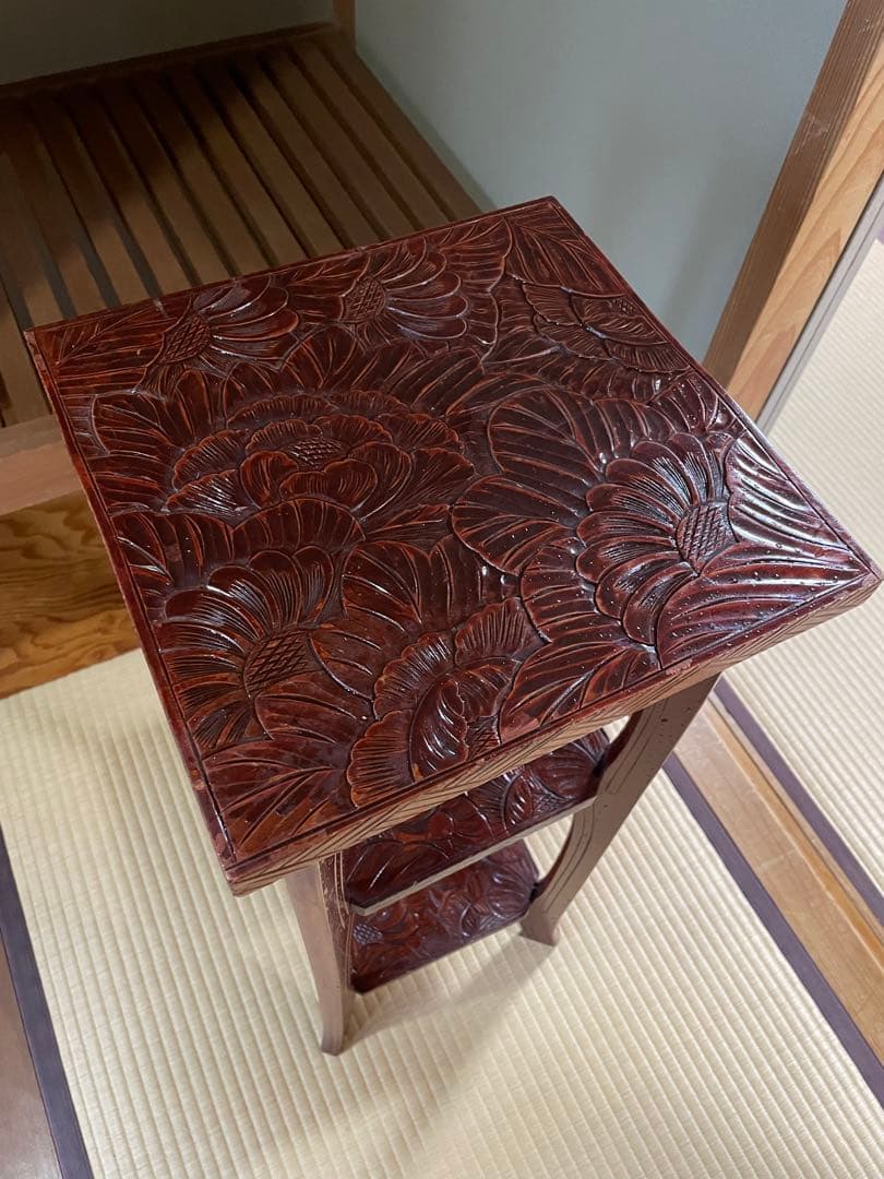 日光彫り 芍薬 漆塗り木製彫刻 3段