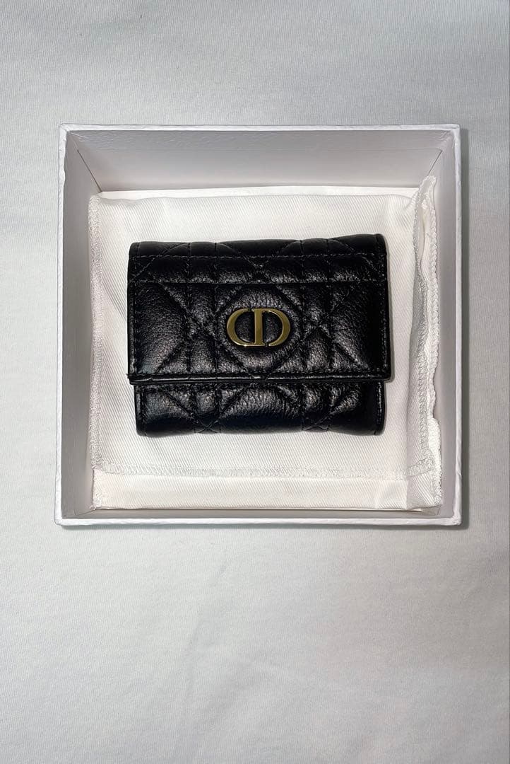 Dior Caro Veronia ウォレット カナージュ カーフスキン
