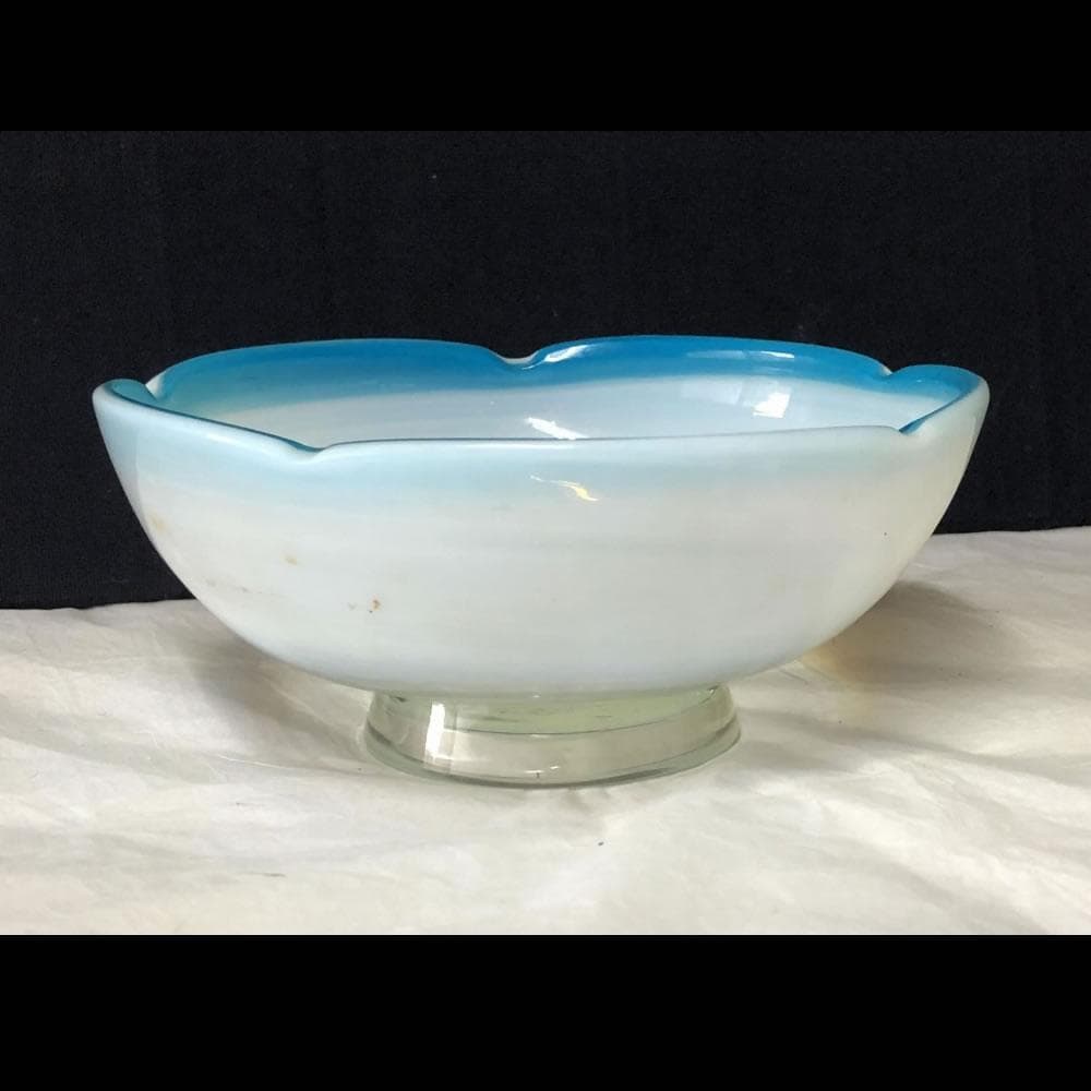 e2255 乳白ガラス 鉢 口径15cm ガラス鉢 乳白色 硝子鉢