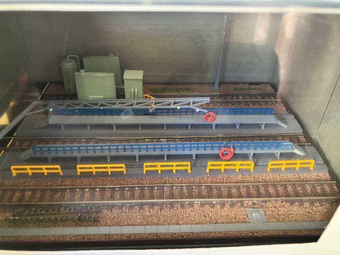 【ジャンク品】　Bトレイン 情景シリーズ 「電車区・洗浄線」(クモヤ143)