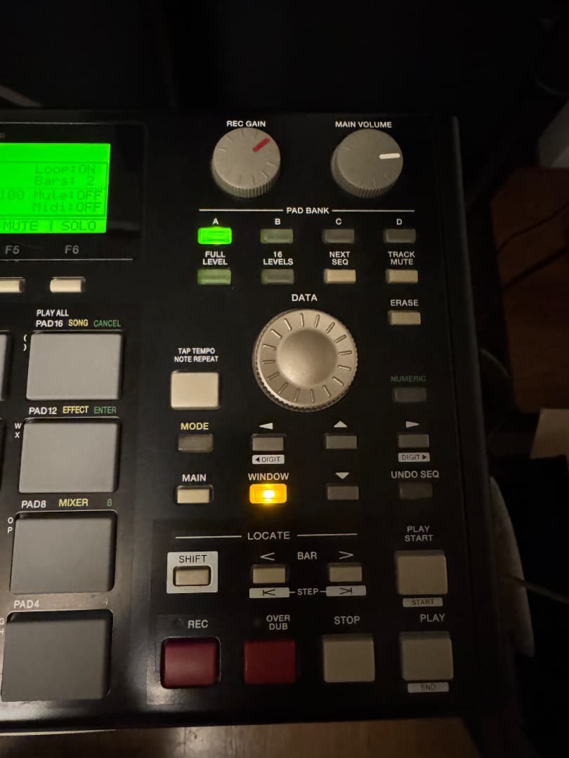 i*n様 AKAI MPC1000 Black JJOS3.12導入済み 動作確