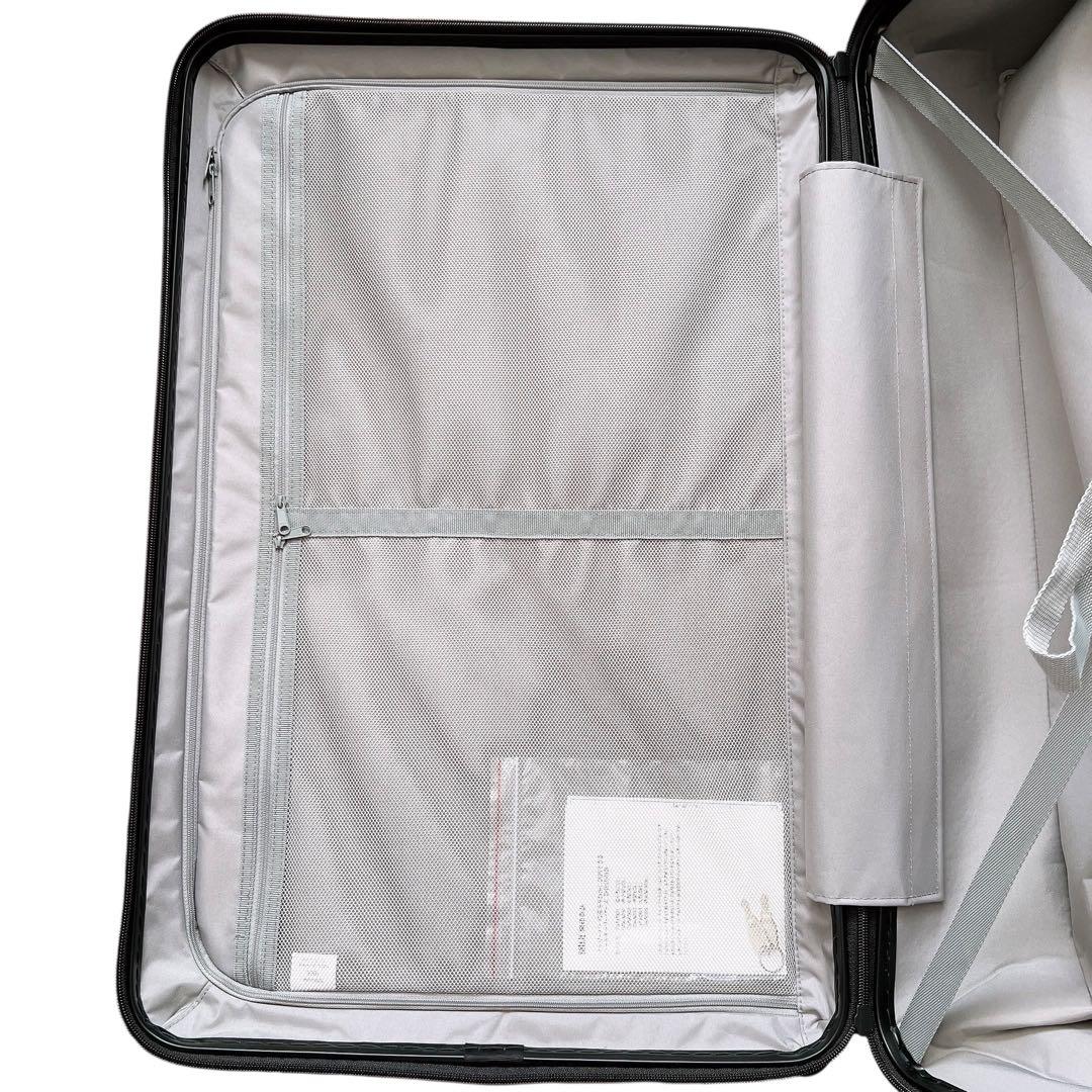 無印良品 キャリーバーの高さを自由に調節できる　ハードキャリーケース　88L ①