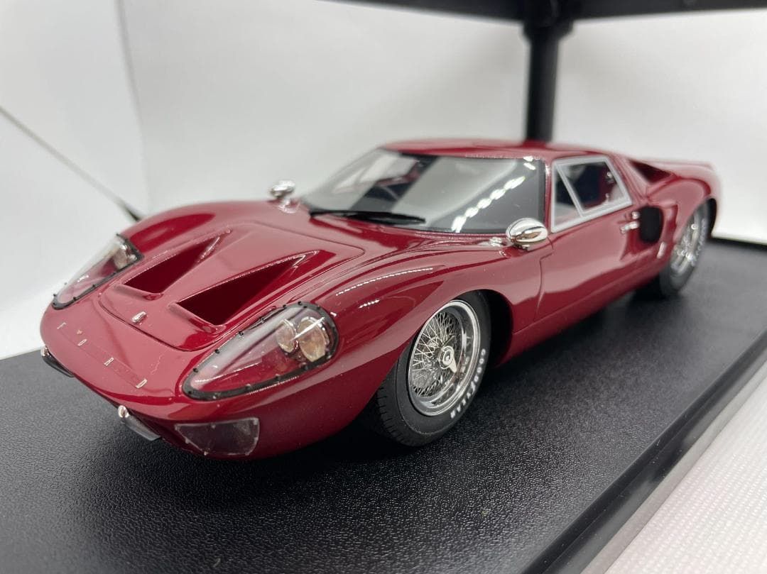 104-028 Cult 1/18 フォード GT40 Mk III 1966