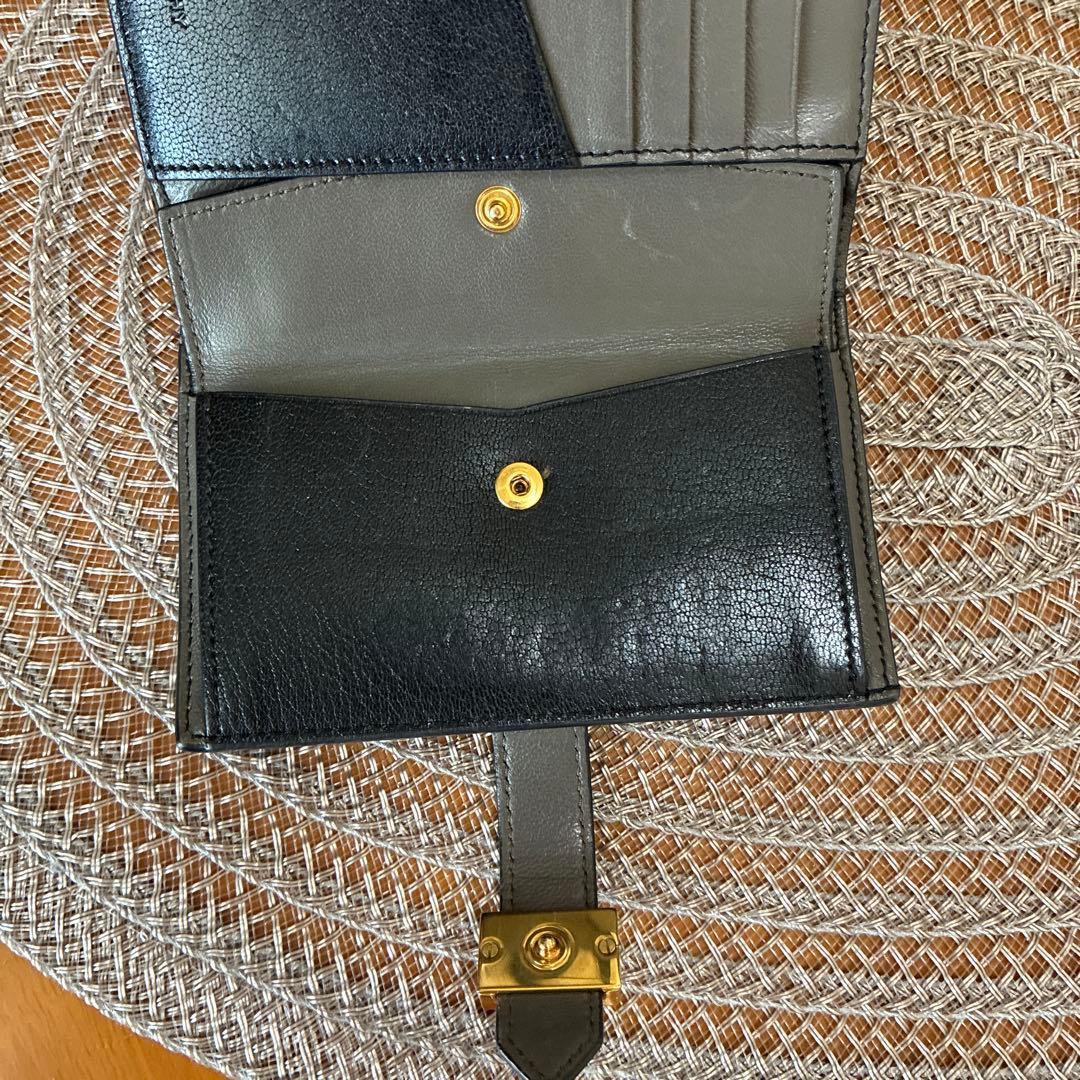 GIVENCHY ブラック 二つ折り財布