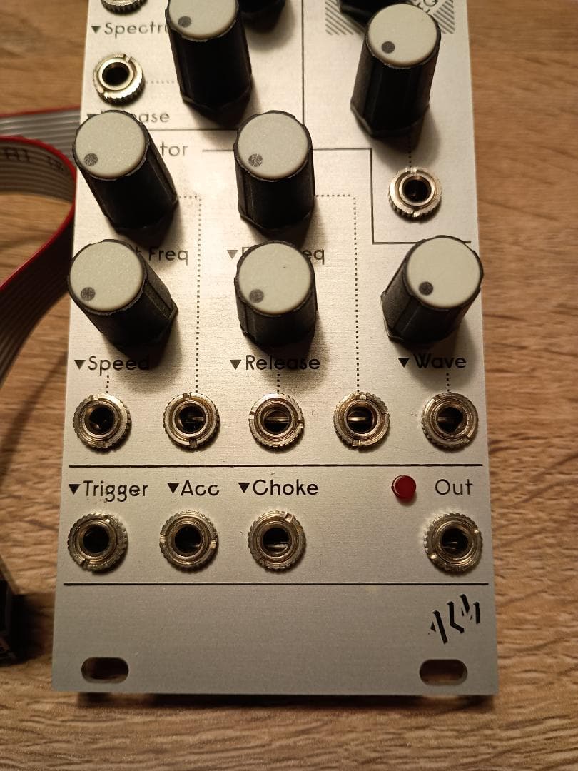 ALM Dinky’s Taiko モジュラーシンセ