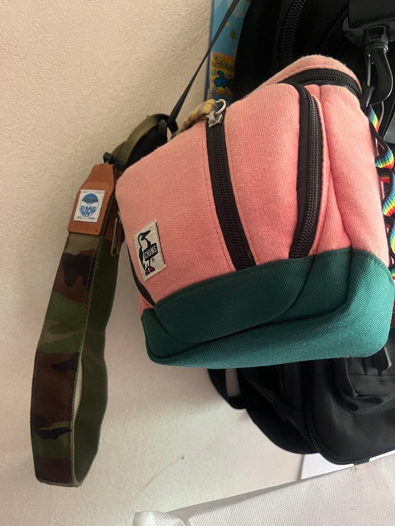 NIKON COOLPIX P600 カメラ　カメラショルダー　三脚セット