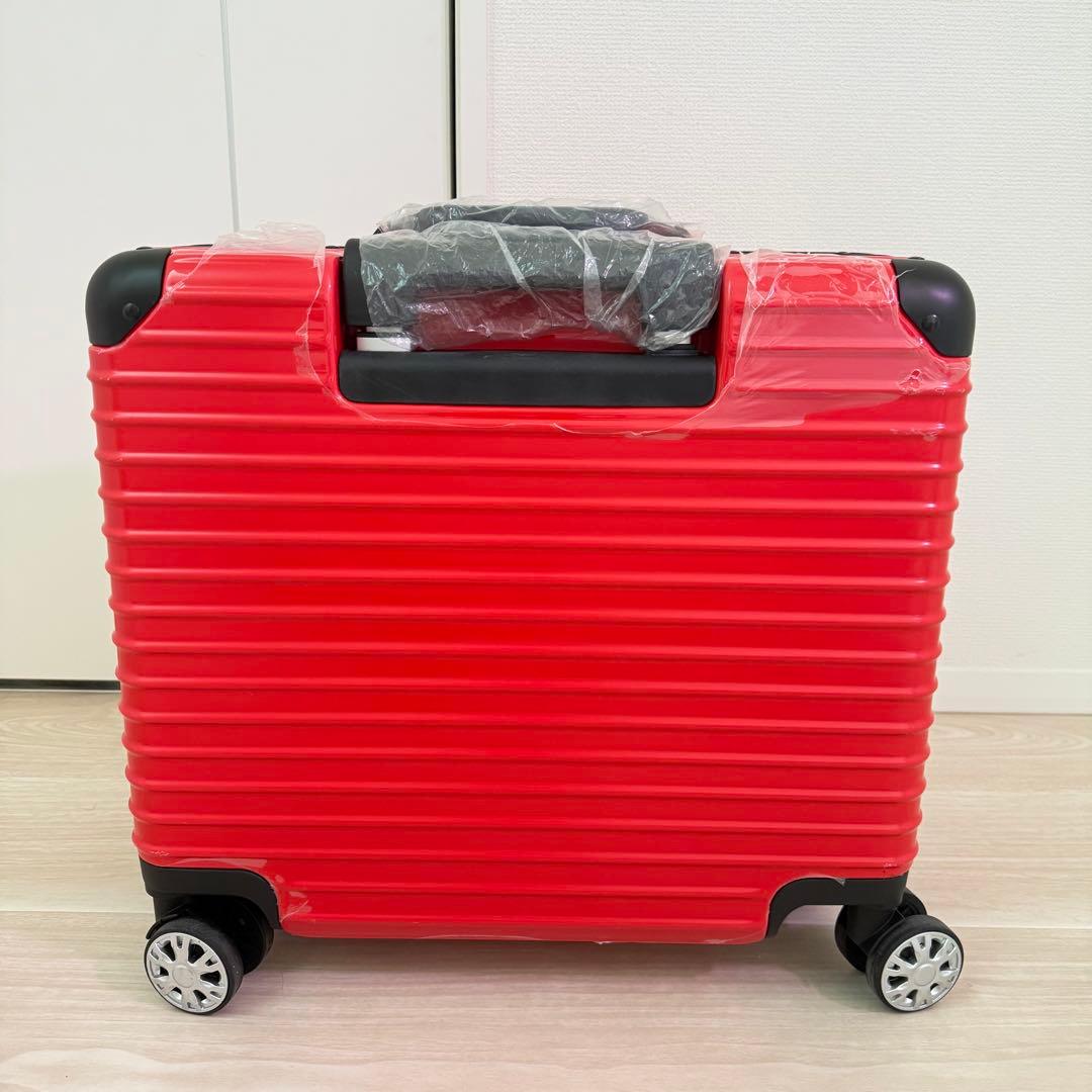 【未使用・激レア】広島カープ 500個限定 ビッグロゴキャリーケース