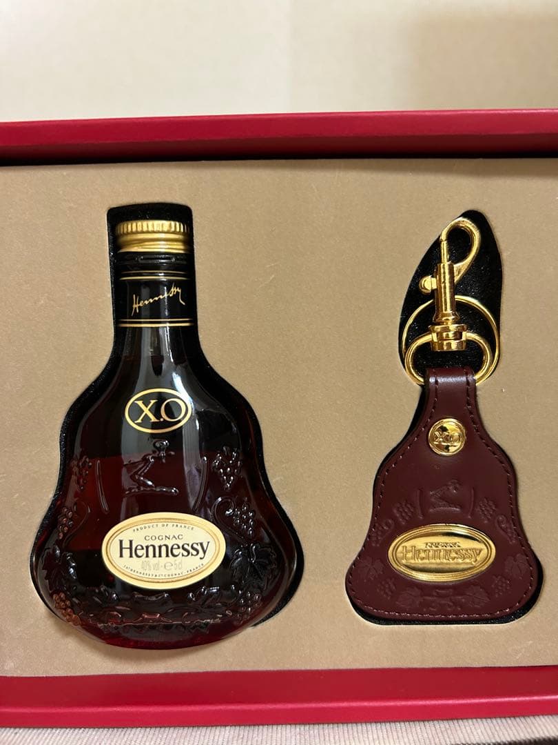 Hennessy XO ミニボトル、キーホルダーセット