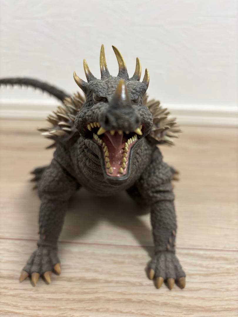 アンギラス フィギュア