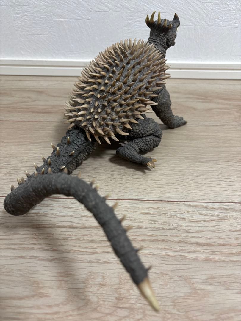 アンギラス フィギュア