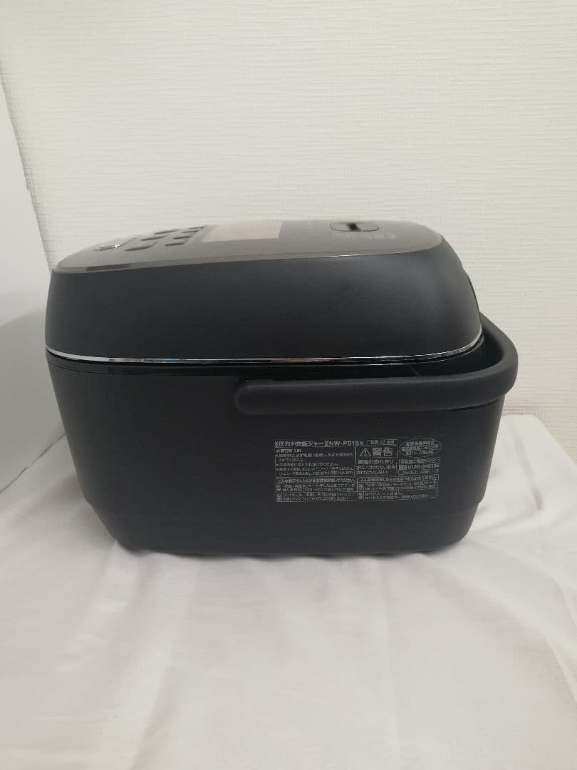 象印　圧力IH炊飯器　炎舞炊き　NW-PS18