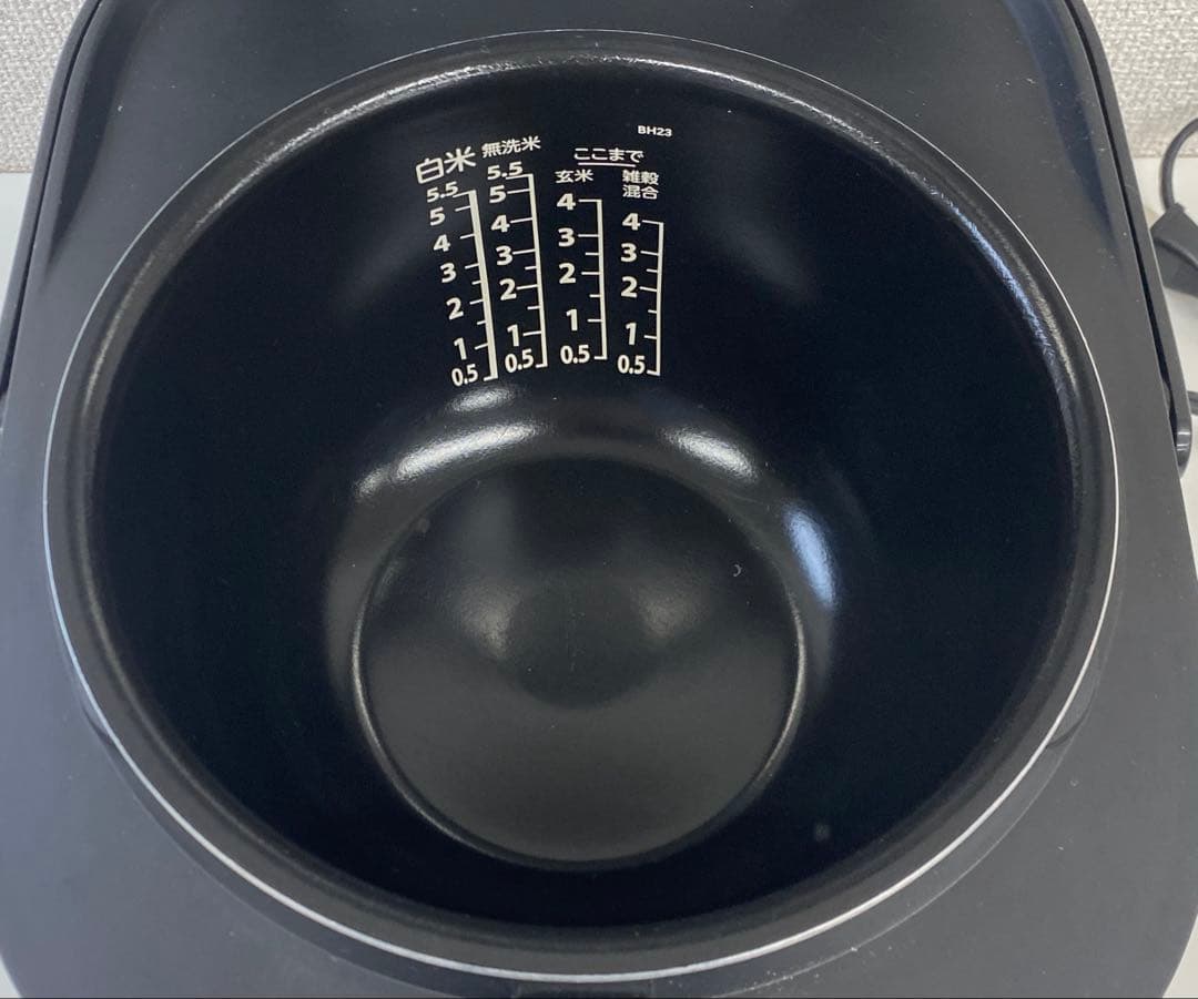 TOSHIBA 東芝 IHジャー炊飯器 RC-10BHW 本体 2025年製