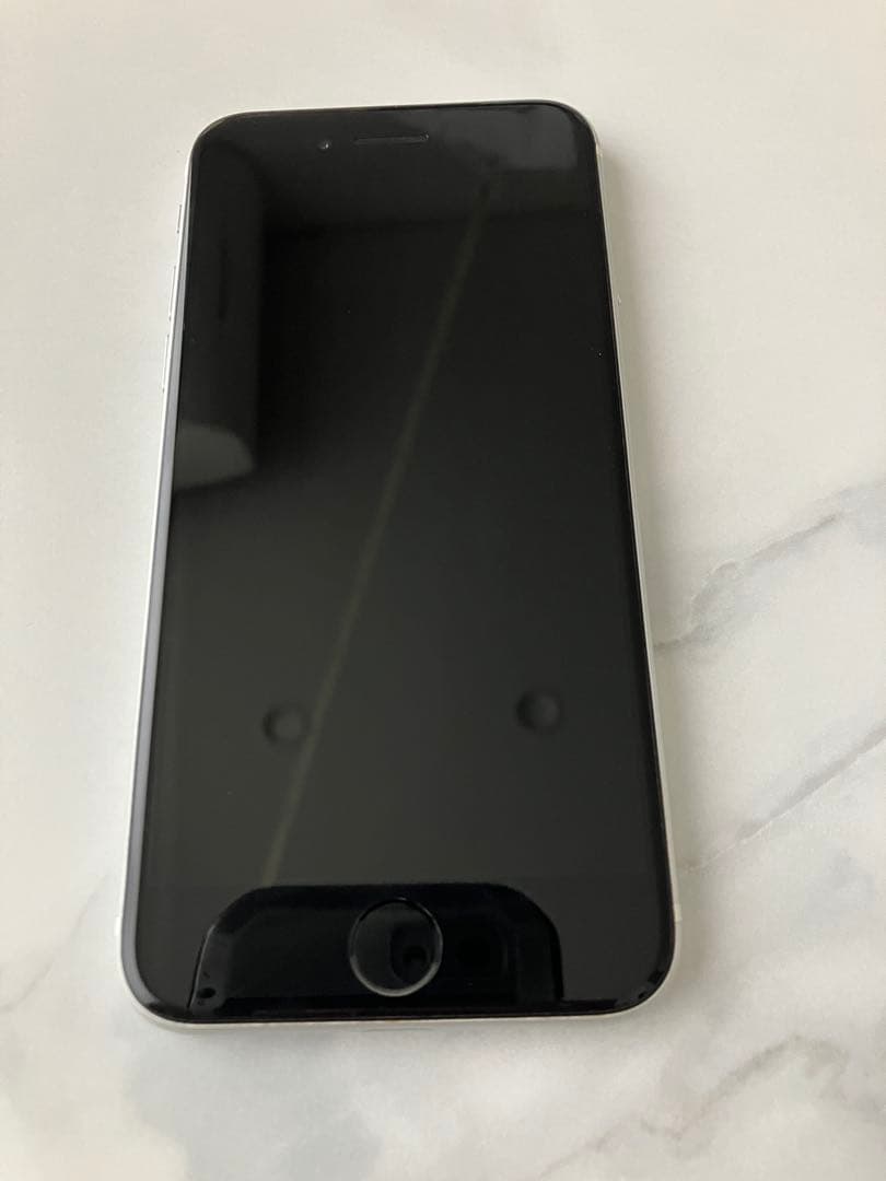 【美品】 iPhone SE 第2世代 SE2 64GB 本体