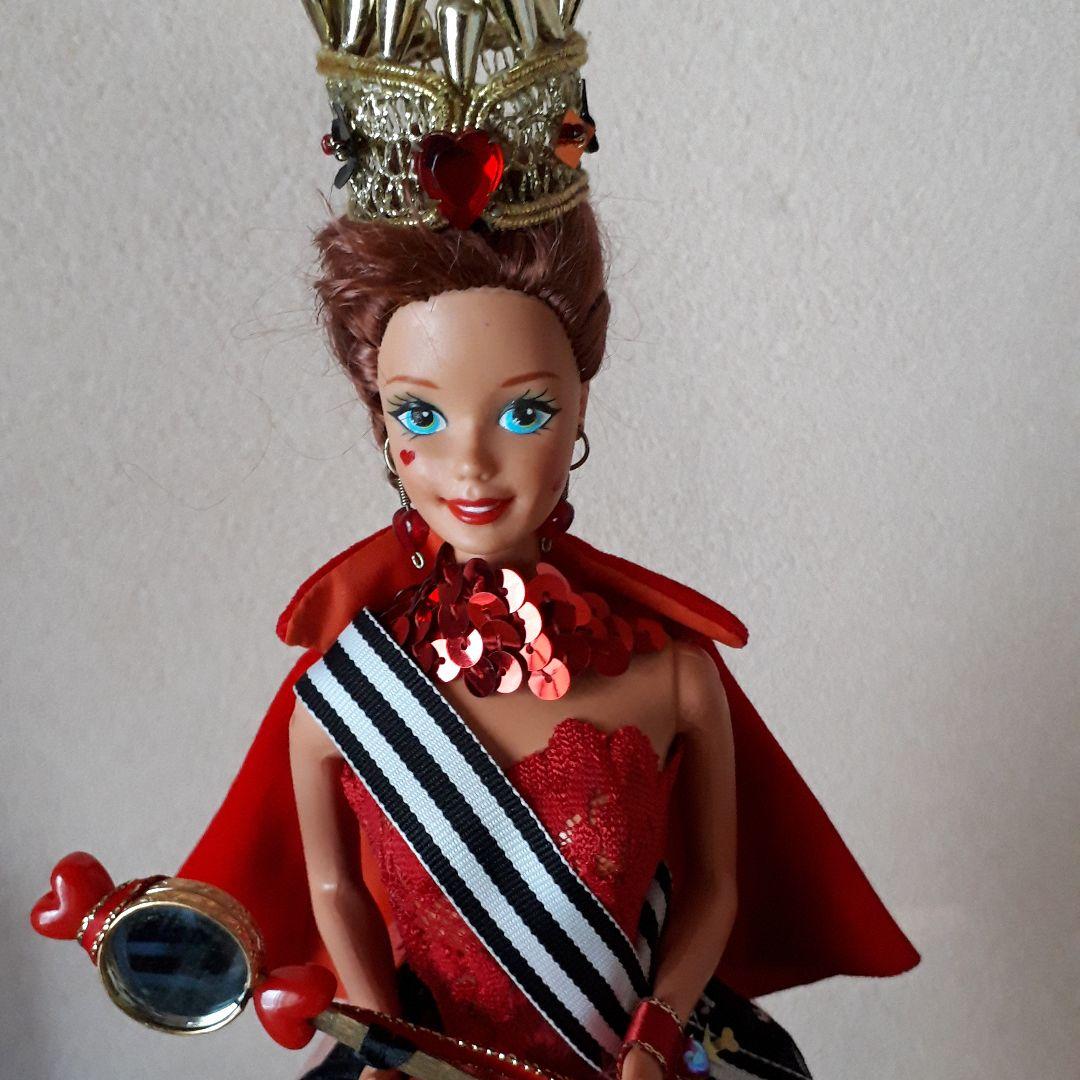 コレクション Queen of Hearts Barbie Convention Doll