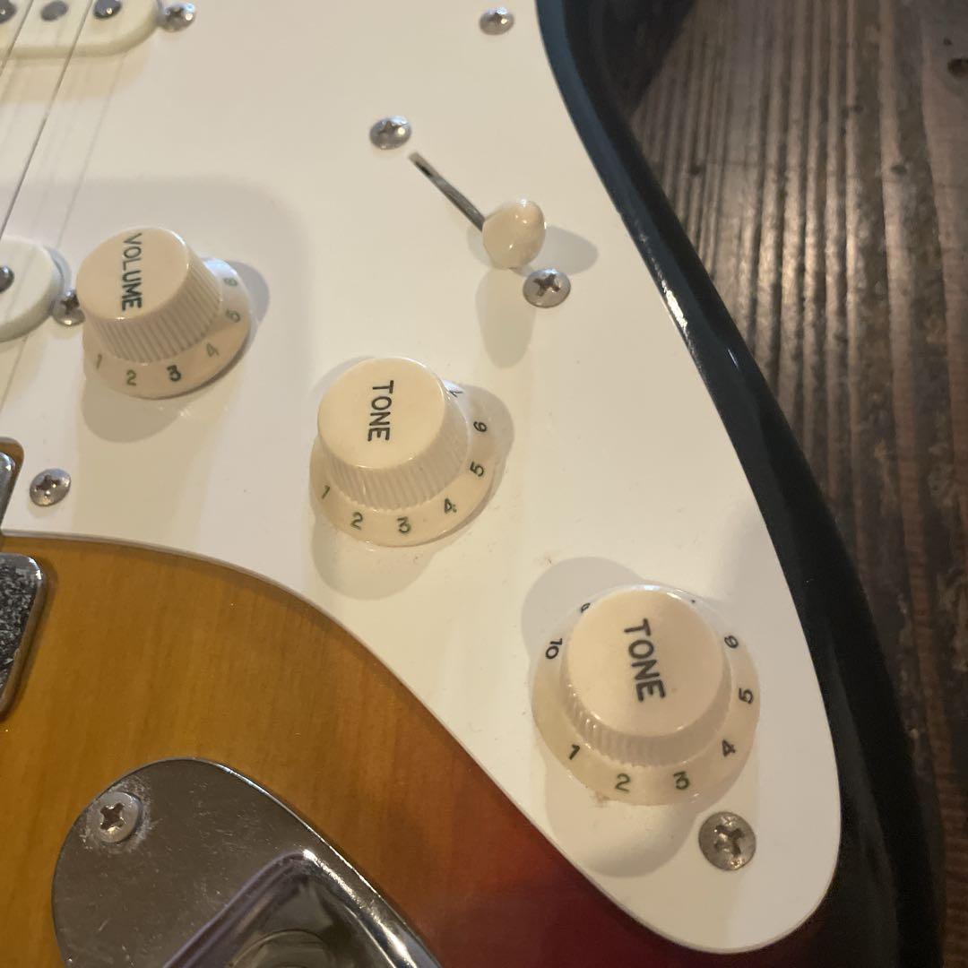 美品　TOKAI トーカイ　ST50 ストラトキャスター　サンバースト