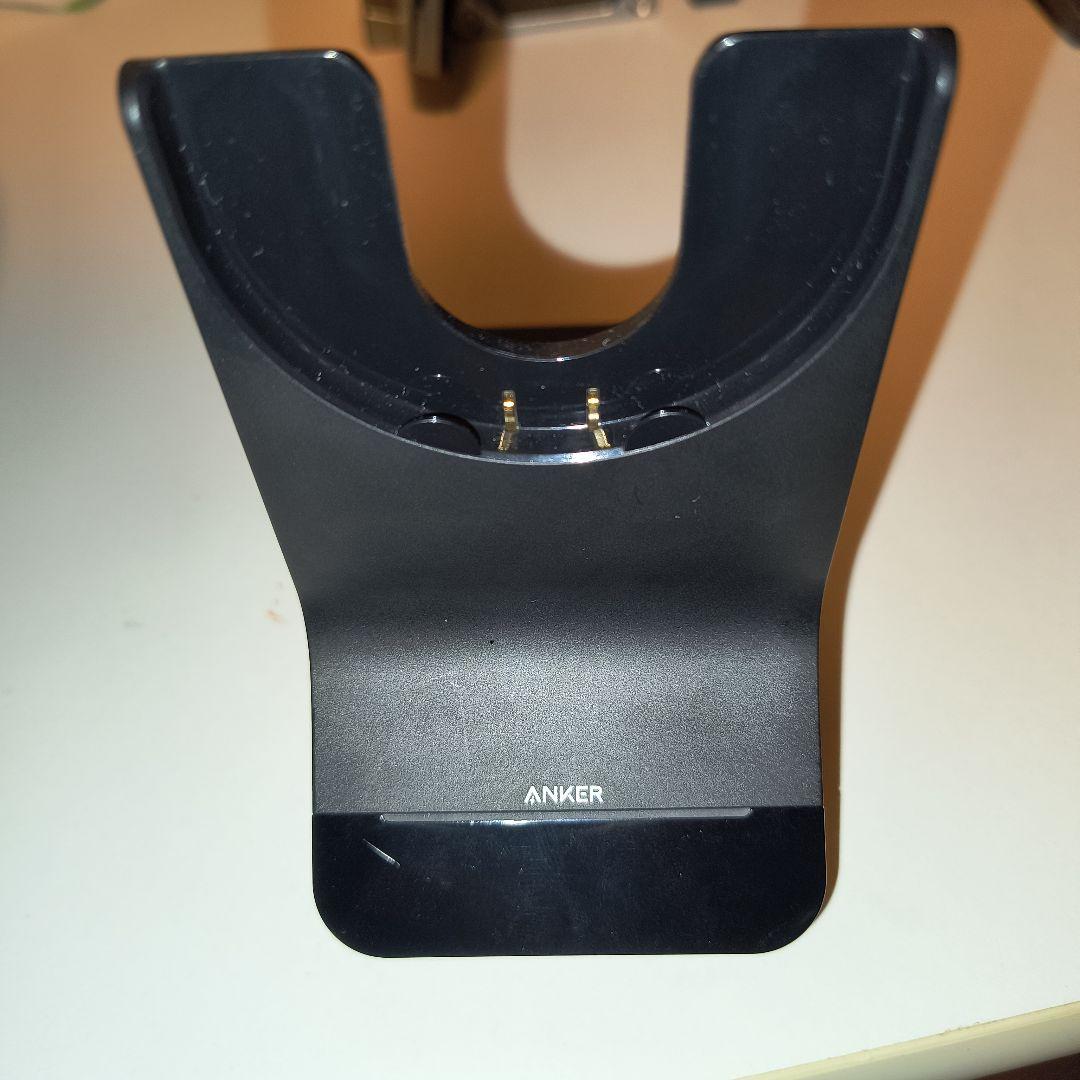Anker PowerConf H700　充電スタンドあり