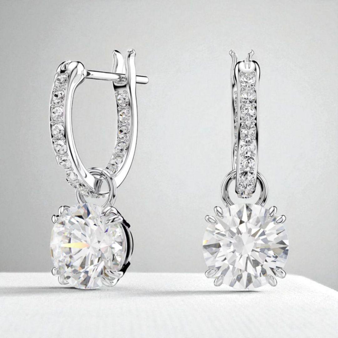 長期保管　未使用スワロフスキー Stilla 大粒ストーン ピアス　レディース