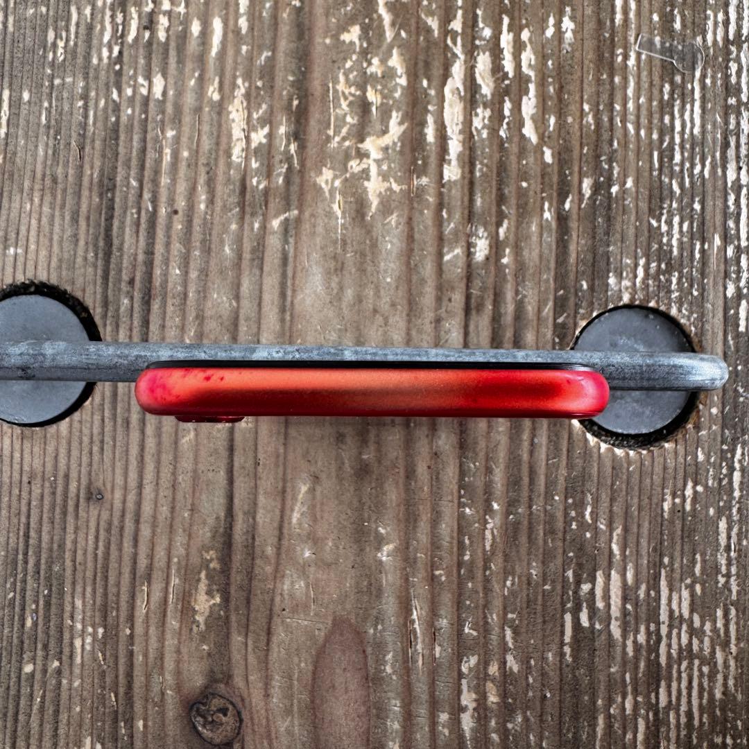 iPhone SE 第3世代　Product RED SIMフリー　64GB