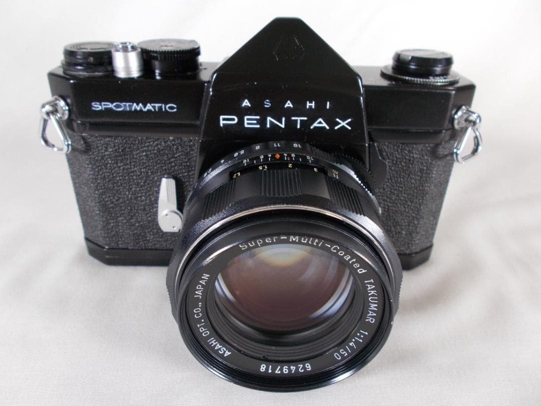 フィルムカメラ 整備済 完動品　Pentax SP　+ f/1.4　P228