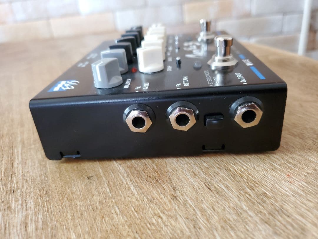 EBS MicroBass 3 ベース用プリアンプ