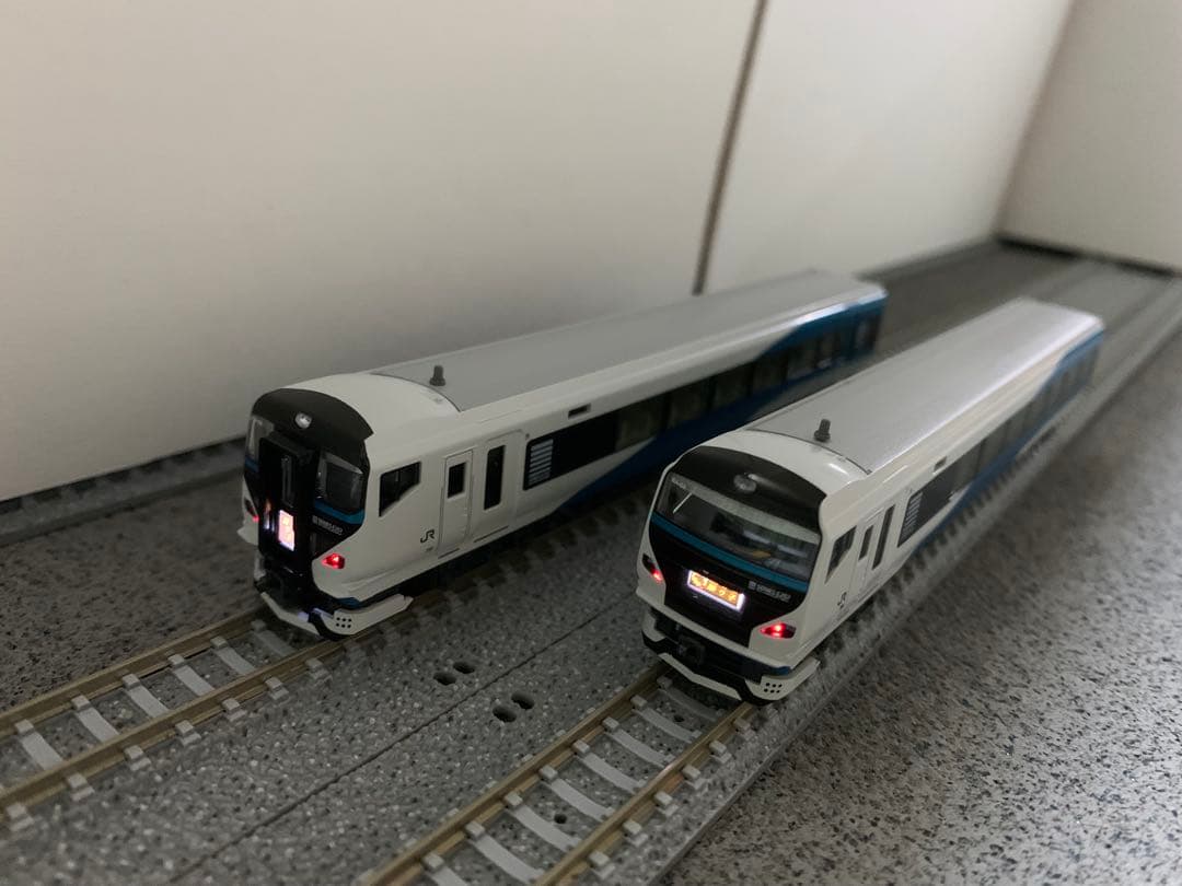 Nゲージ　KATO E257系「踊り子」 2000番台9両・2500番台5両