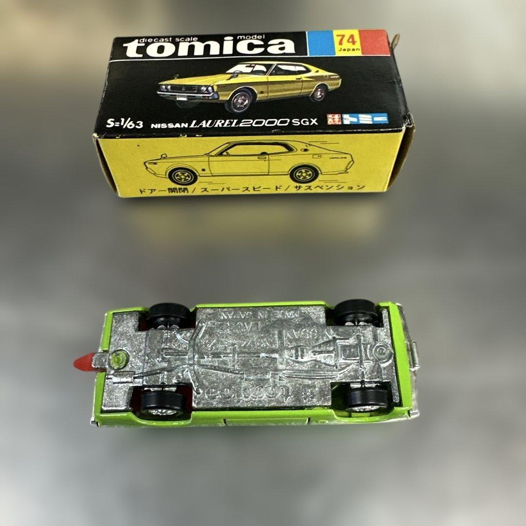 トミカ Nissan Laurel 2000 SGX ミニカーオリジナル黒箱付