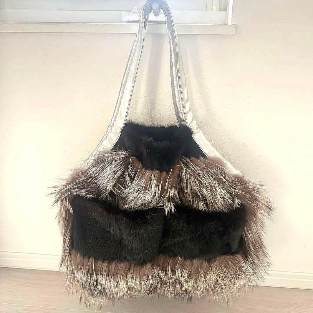 パピリーヒルズ リュバンドール ファーキャリーバッグ