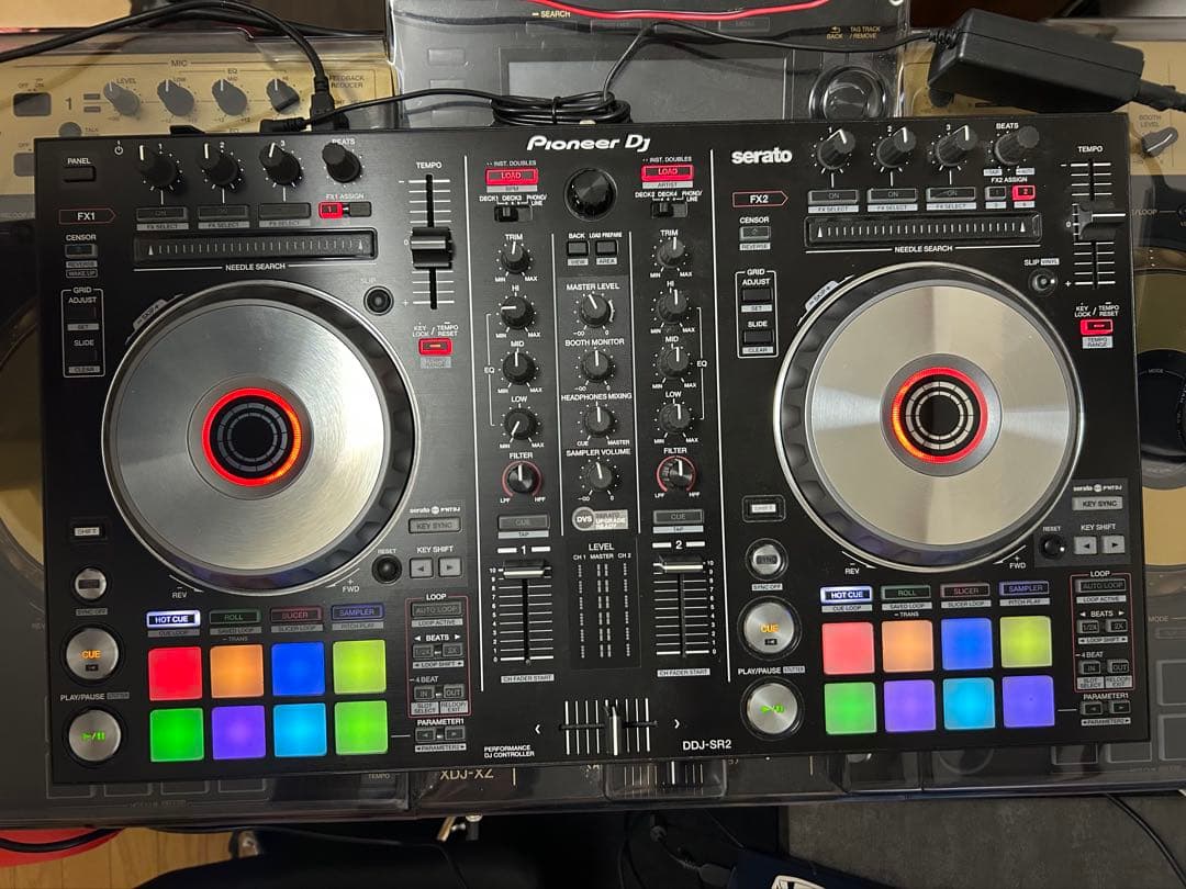 Pioneer DJ DDJ-SR2 コントローラー