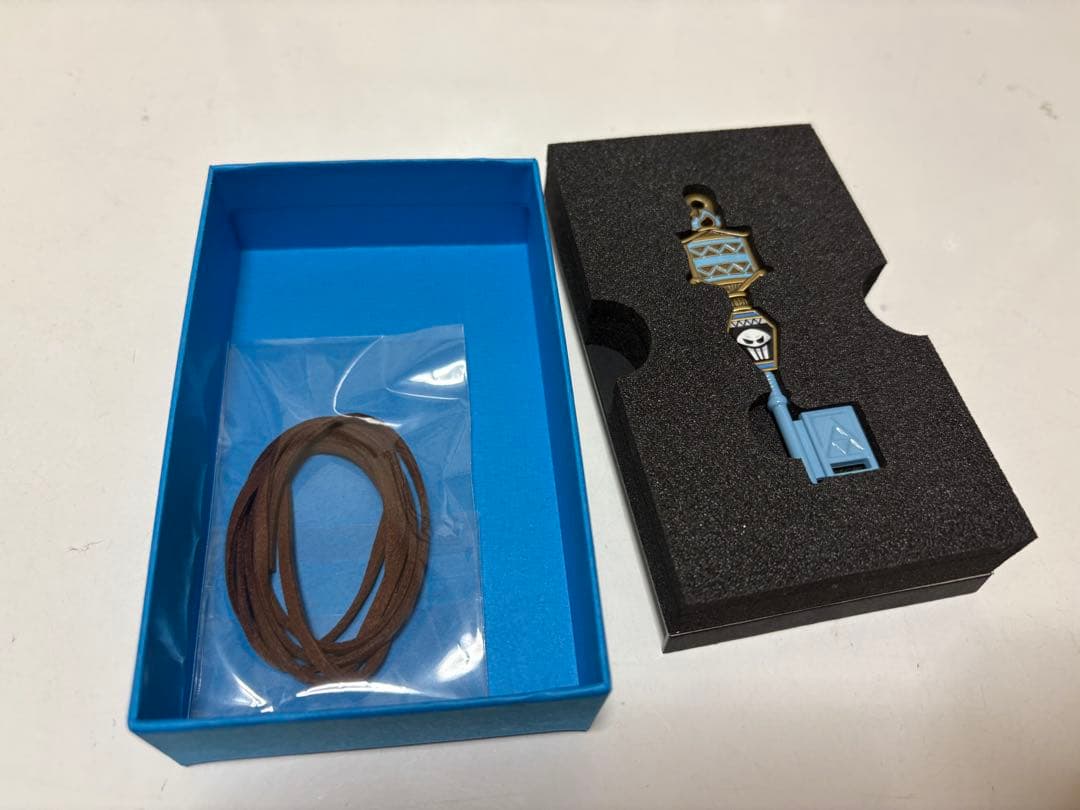 ツイステ　イデア　バレンタインセット　キーチャーム　メッセージ付き