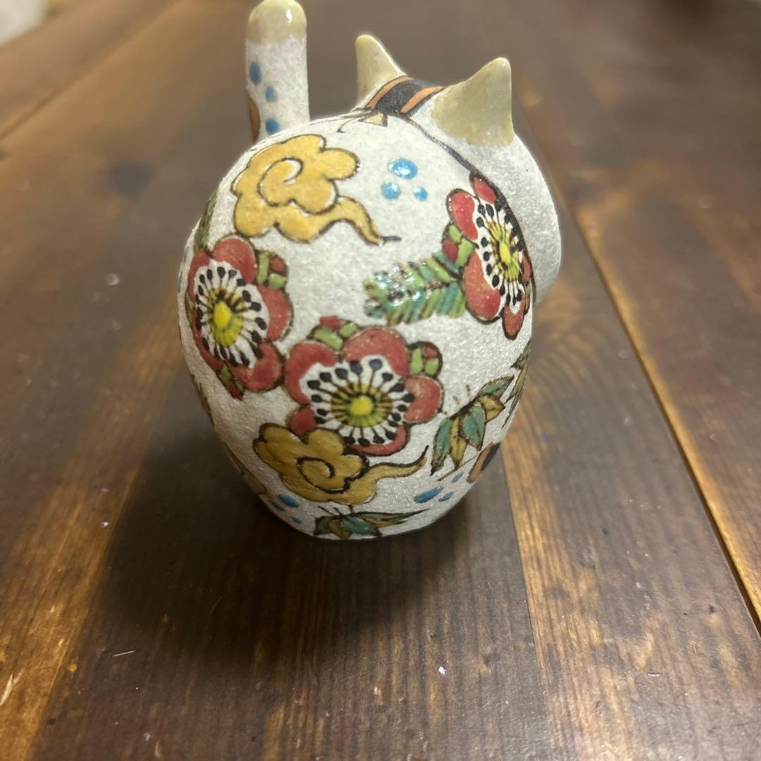 作家　陶芸作家　招き猫　手描き　左手上げ　商売繁盛　縁起物
