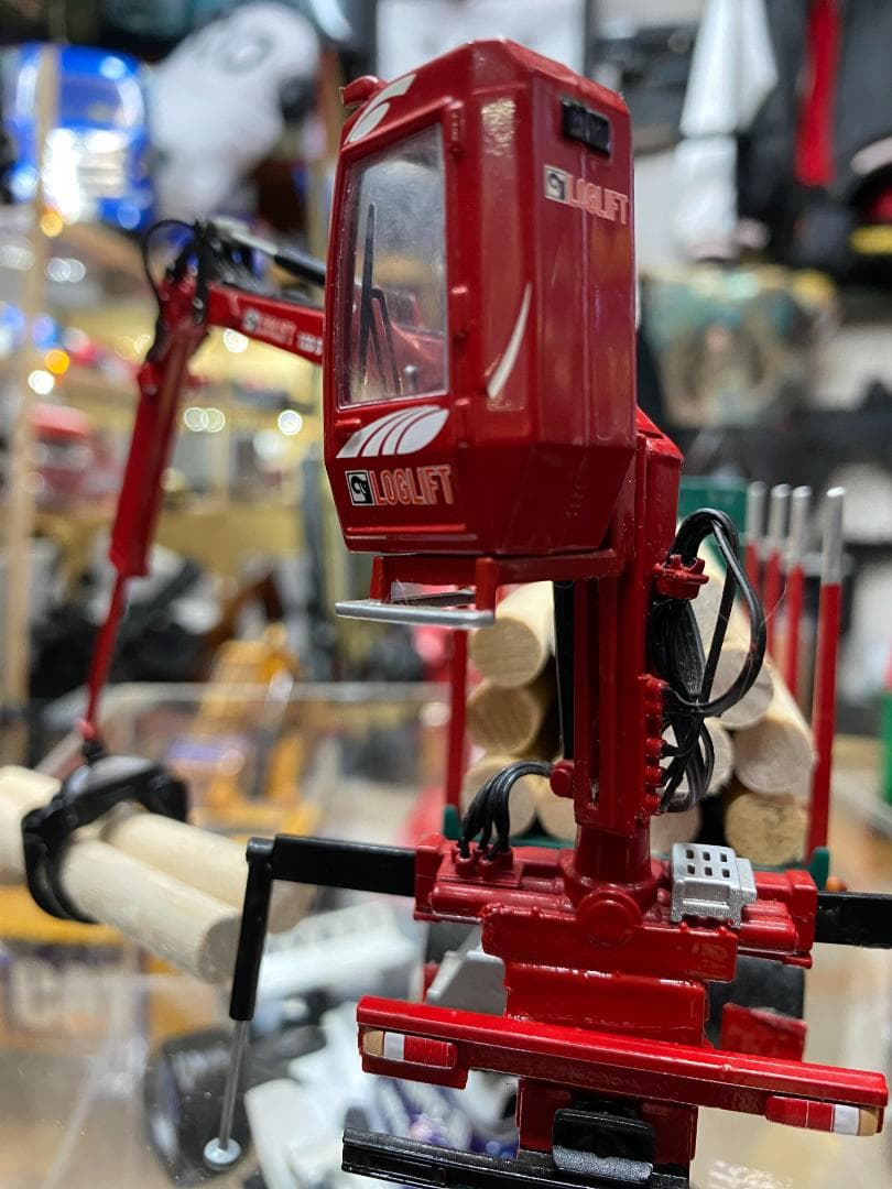 1/50 Conrad DOLL 原木車 材木運搬 メルセデスベンツ アクトロス