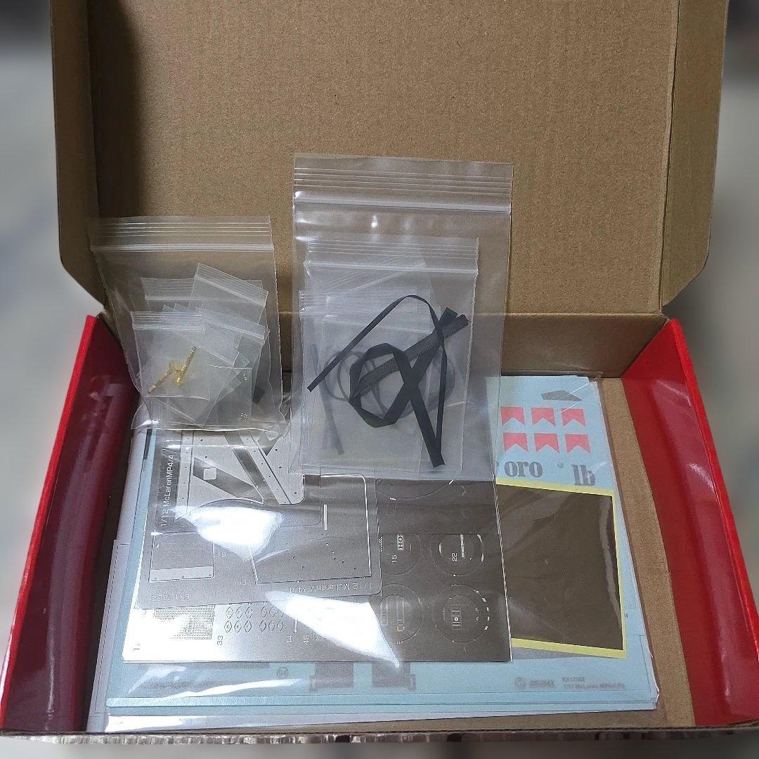 McLaren MP4/4 1988年モデル プラモデル