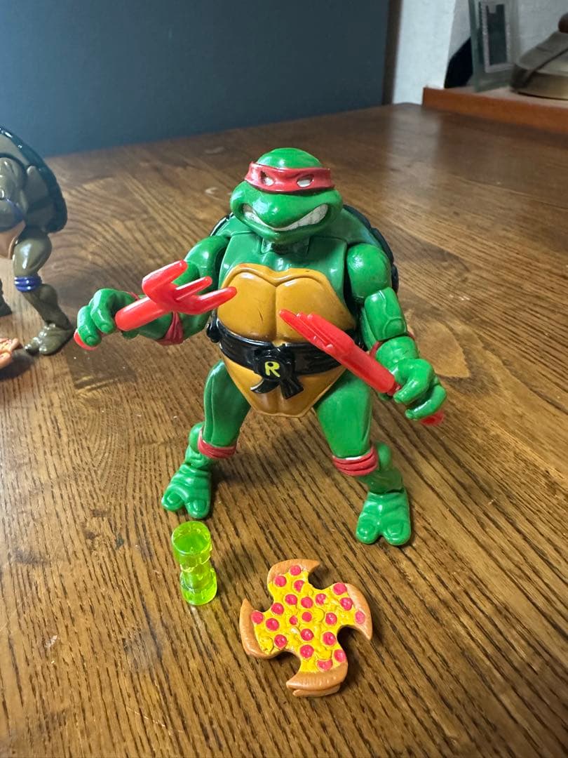 ミュータント・タートルズ フィギュアとビークルセット