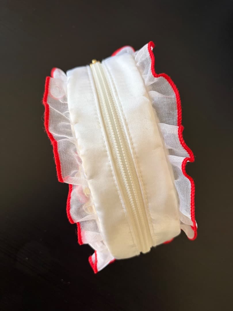 キティ　ショートケーキシリーズ　ポーチ　2025