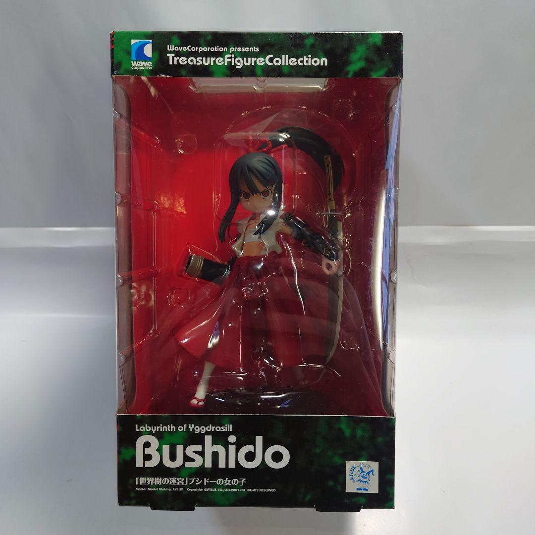 世界樹の迷宮 フィギュア パラディンの女の子 ブシドーの女の子 ★未開封新品★