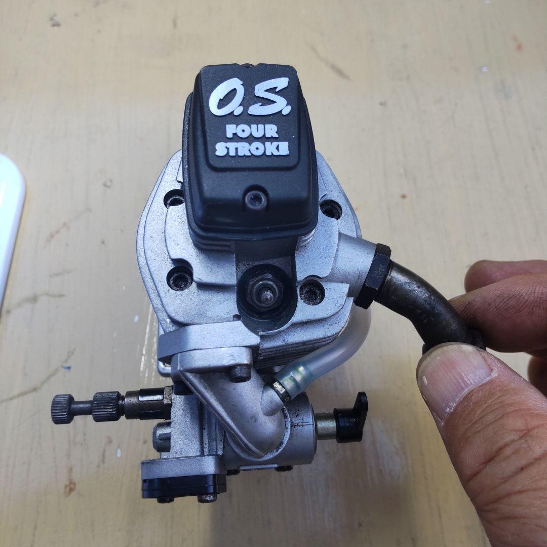 OS FSシリーズ 4ストロークエンジン91サーパス、燃料ポンプ付き