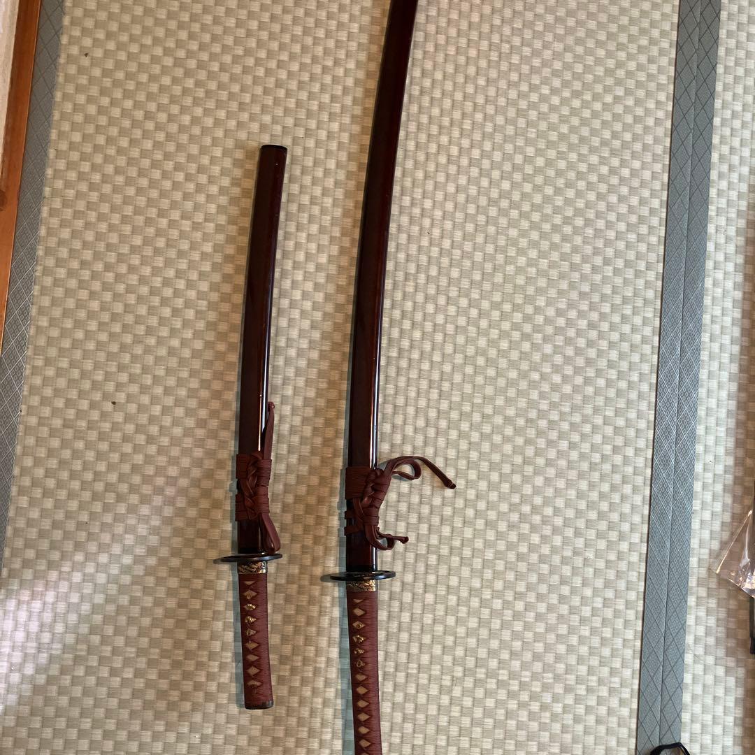 大小居合稽古刀、木製、鮫革(鉄鐔.二重薄刃)