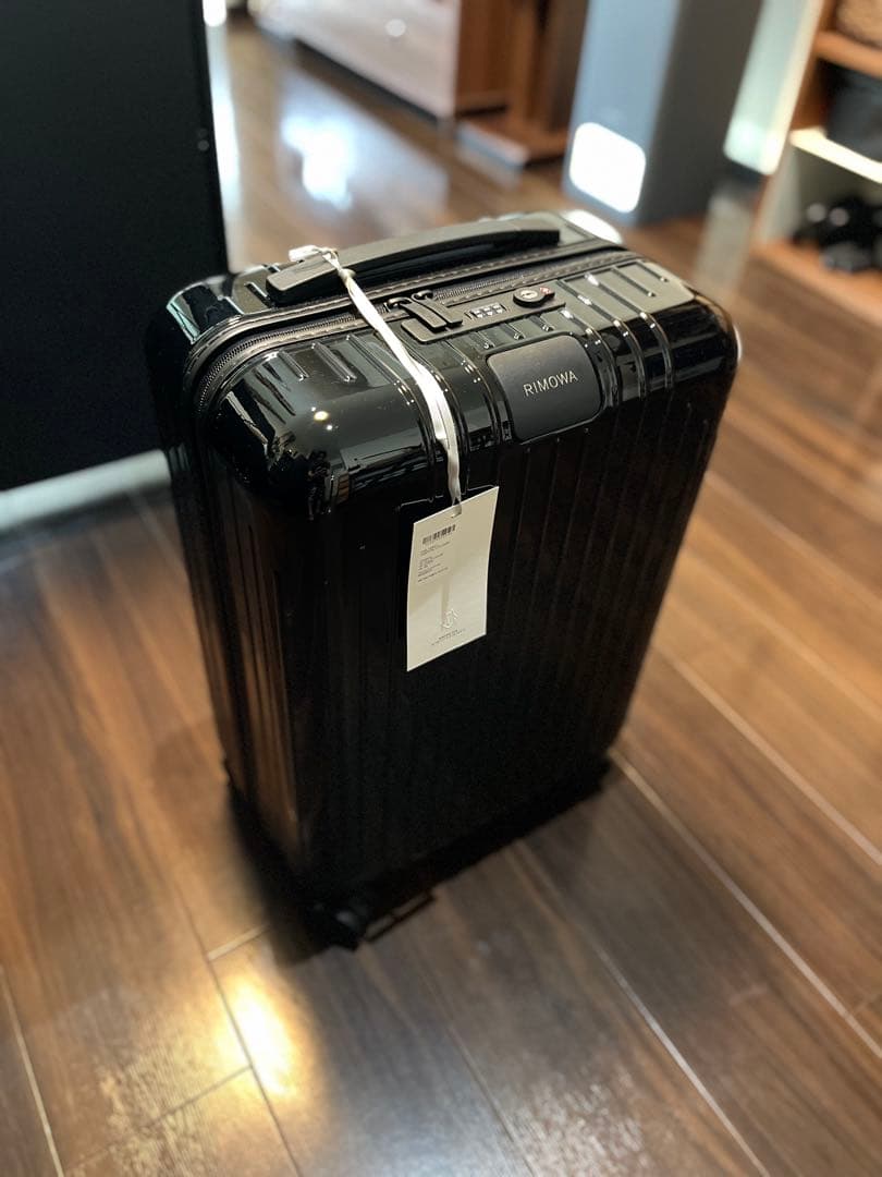 バッグ RIMOWA ESSENTIAL LITE CABIN 37L BLACK