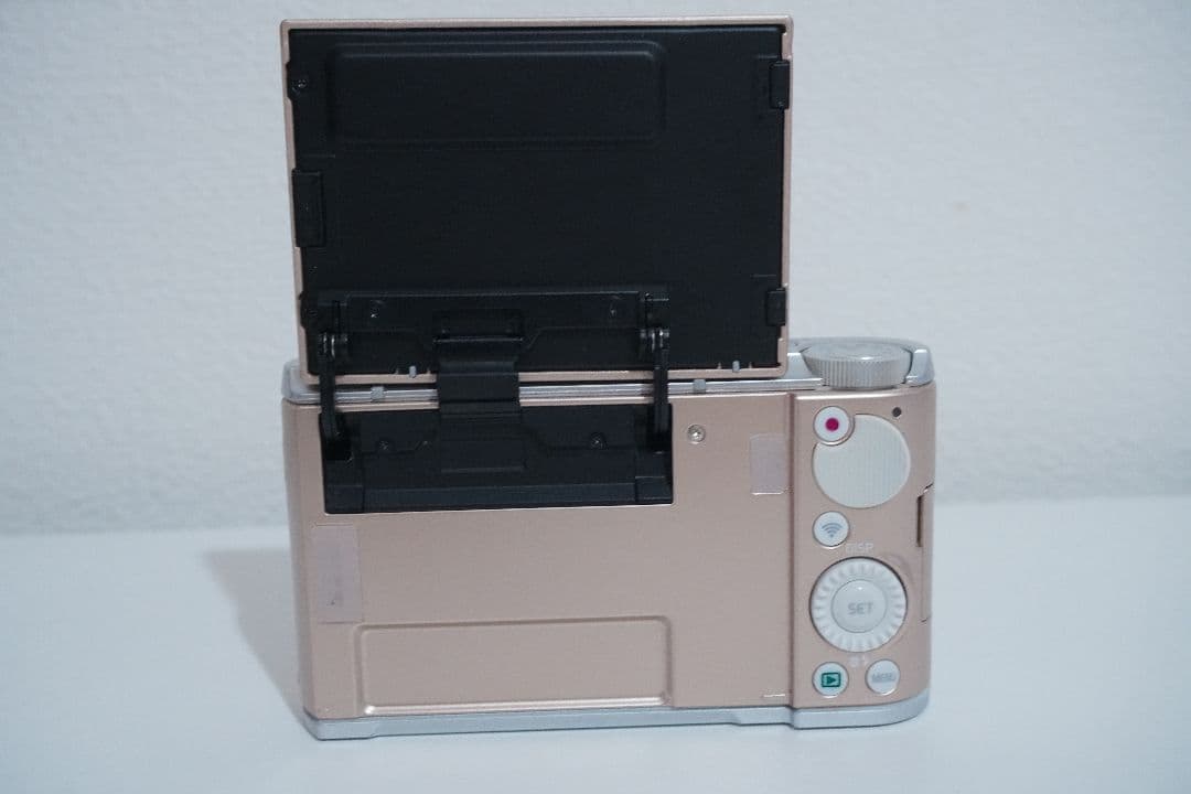 【値下げ】CASIO EXILIM EX-ZR1800 ゴールド