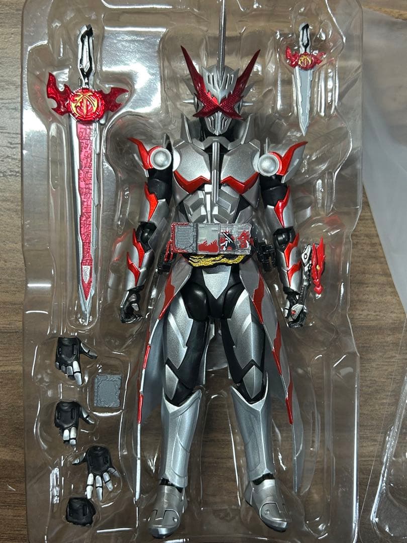 S.H.Figuarts 仮面ライダーセイバー 仮面ライダーカリバー セット