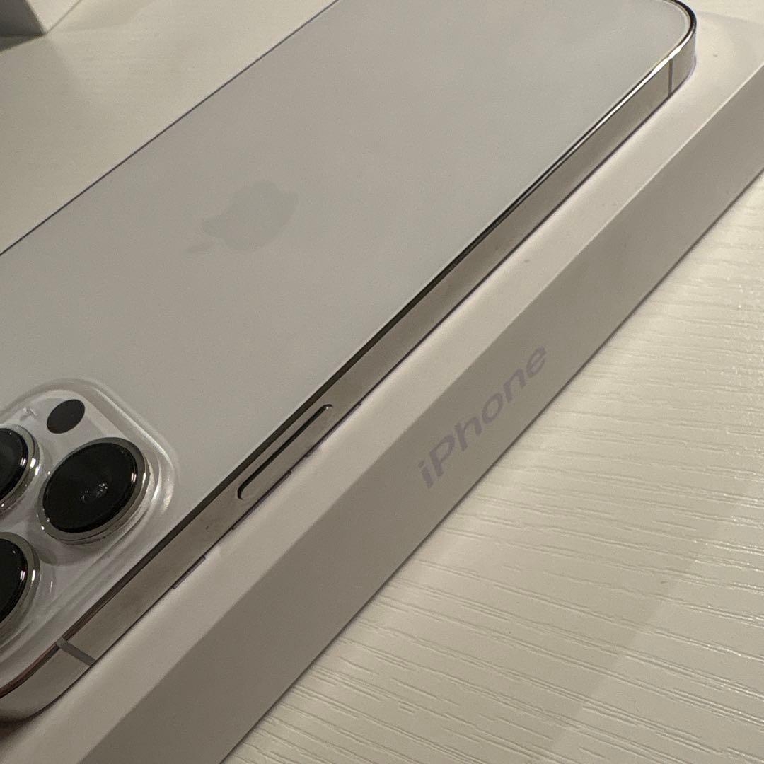 iPhone13 Pro Max 1TB シルバー SIMフリー 極美品