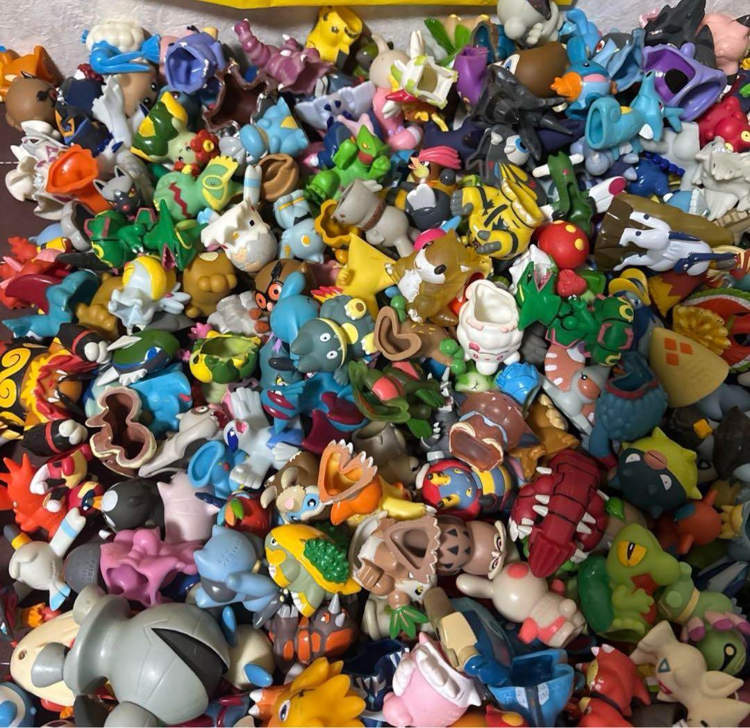 約1030匹　ポケモンキッズ　クリア　モンコレ　指人形　フィギュア　カントー
