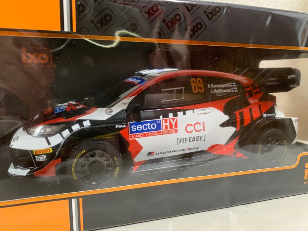 1/18 トヨタ GR ヤリス Rally1 #69 スペシャルカラー