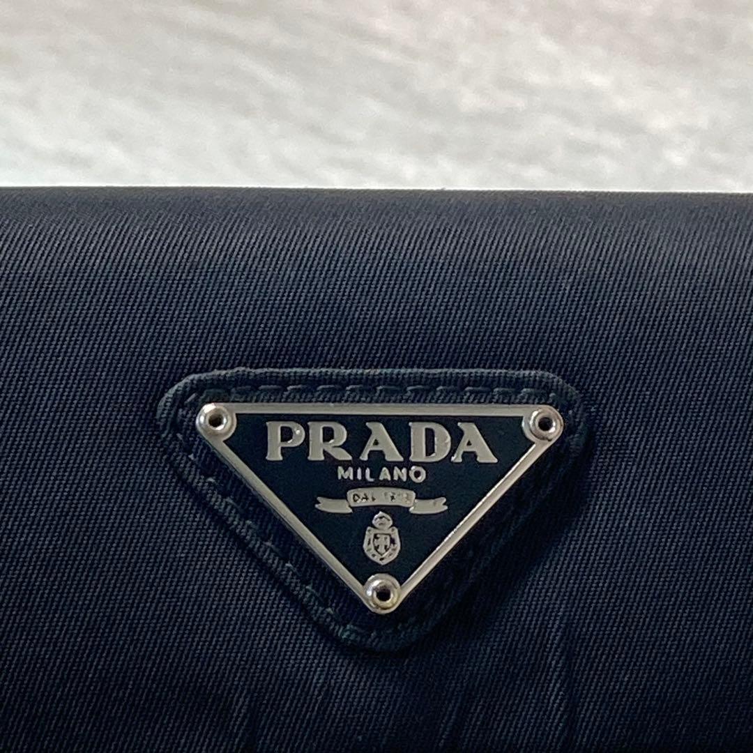 早い者勝ち　PRADA プラダ　三つ折り　ナイロン　レザー　箱付き　財布　黒　箱