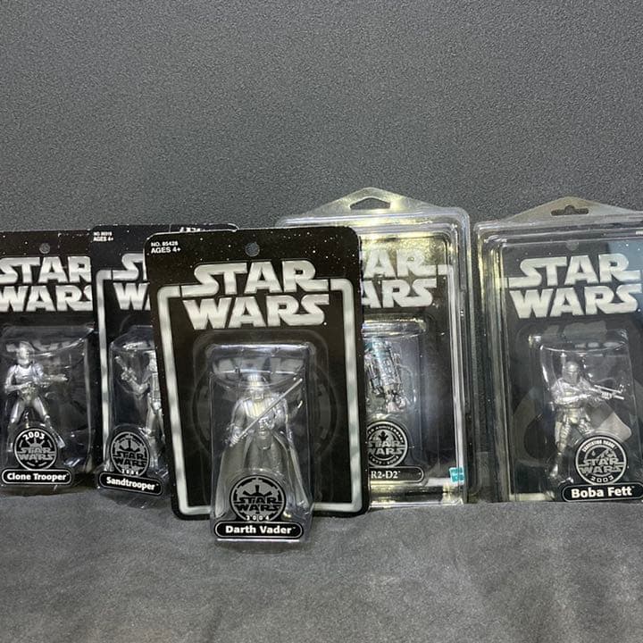 限定 スターウォーズ ダースベイダー r2-d2 ストームトルーパー フィギュア