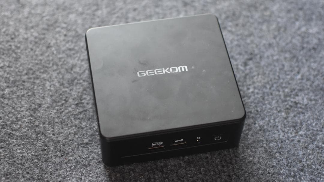 ミニPC GEEKOM IT15