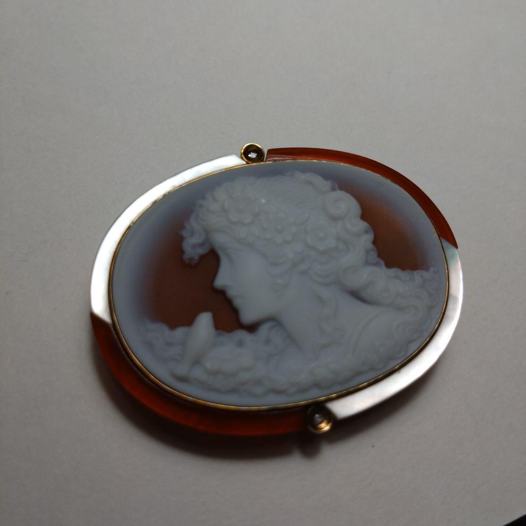 K18　カメオの　ブローチ　ペンダントトップ　18金　750　ダイヤモンド