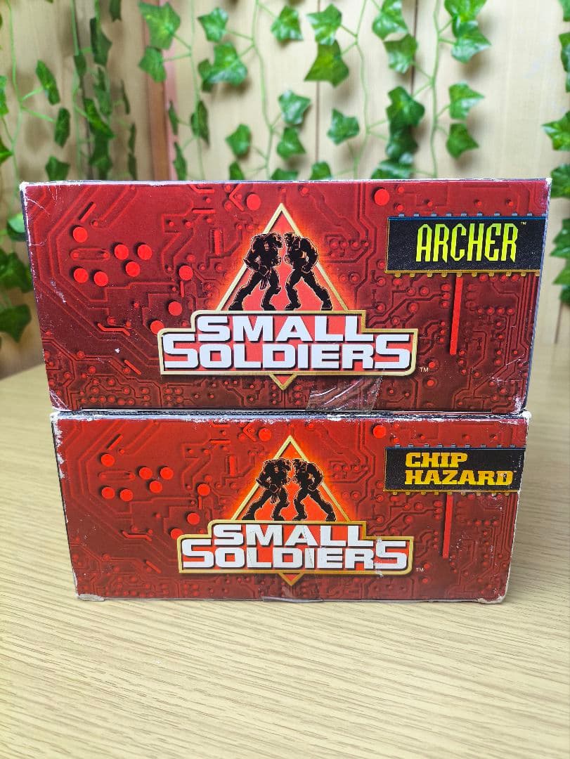 スモールソルジャーズ　アーチャー　チップ　フィギュア　2体