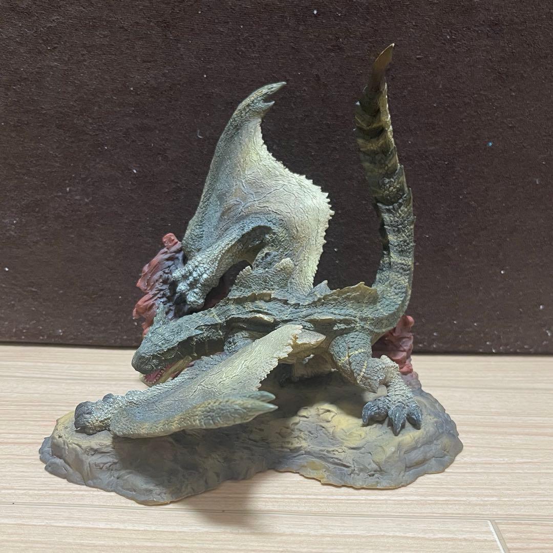 モンスターハンター モンハン クリエイターズ フィギュア ティガレックス 亜種